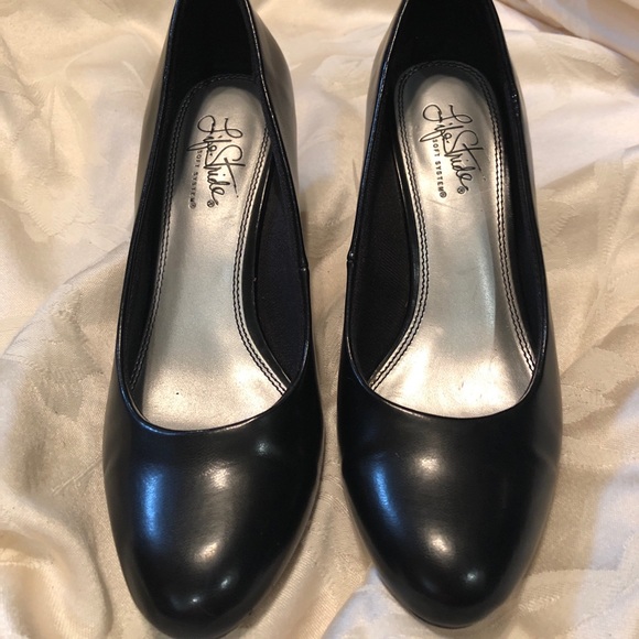 lifestride black heels